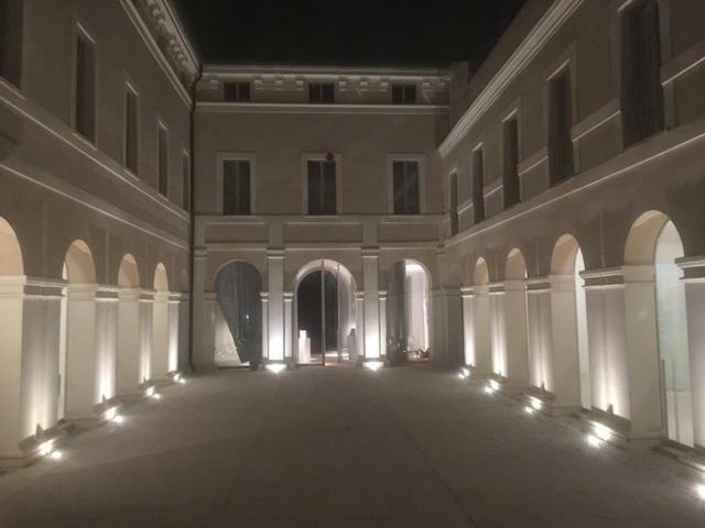 Palazzo Beccagutti Cavriani - Gallery Suite E Frescoes Suite Mantova Bagian luar foto
